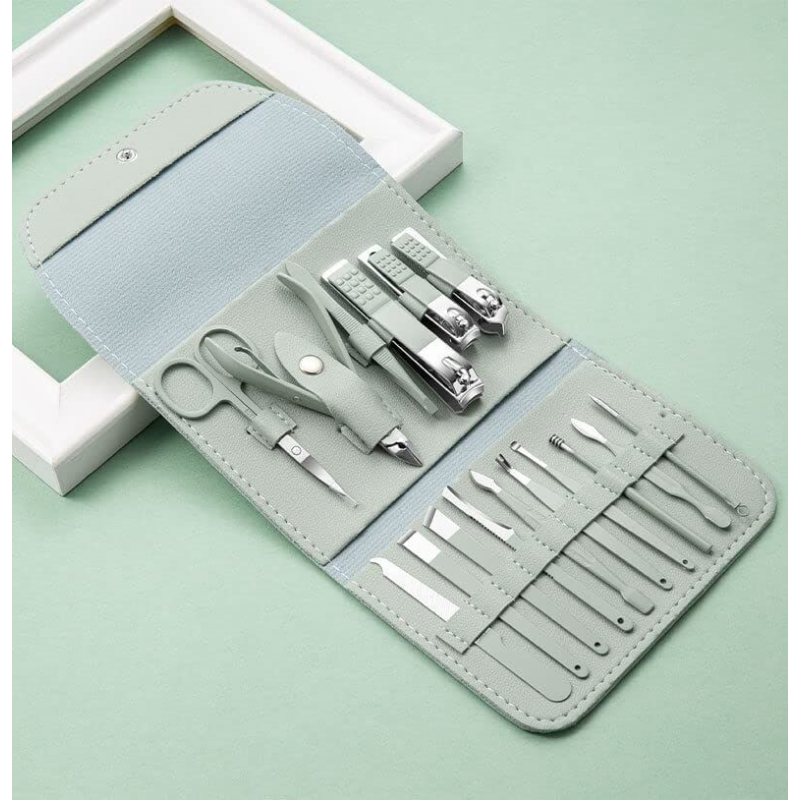 16-Piece Manicure & Pedicure Nail Clipper Set with Travel Case – Professional Grooming Kit