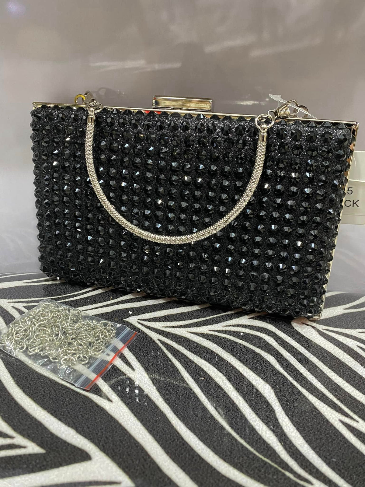 Crystal Beaded Clutch Handbag – Elegant Transparent Evening Purse for Women (Black, White, Champagne, Rose)