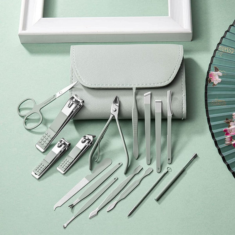 16-Piece Manicure & Pedicure Nail Clipper Set with Travel Case – Professional Grooming Kit